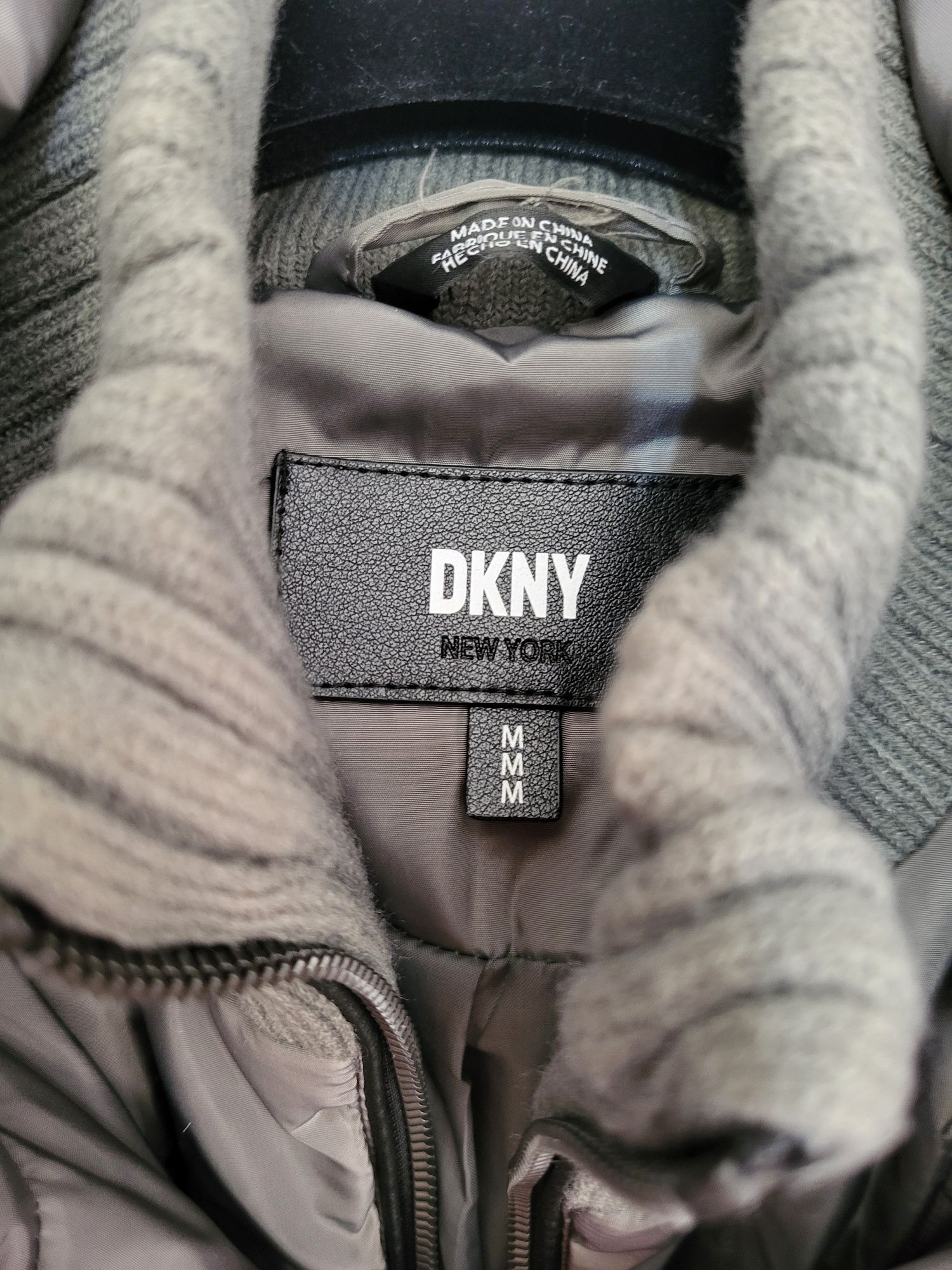 Дамско зимно яке DKNY