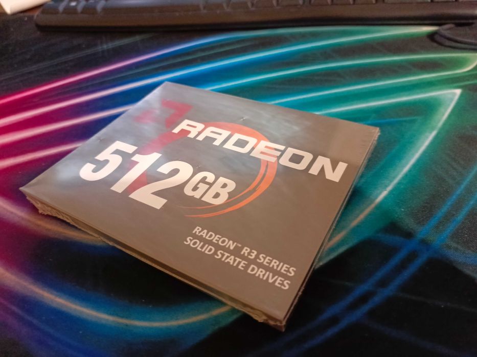 2,5" SSD AMD Radeon 512GB