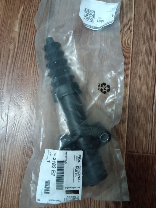 Продам главный и рабочий цилиндр сцепления