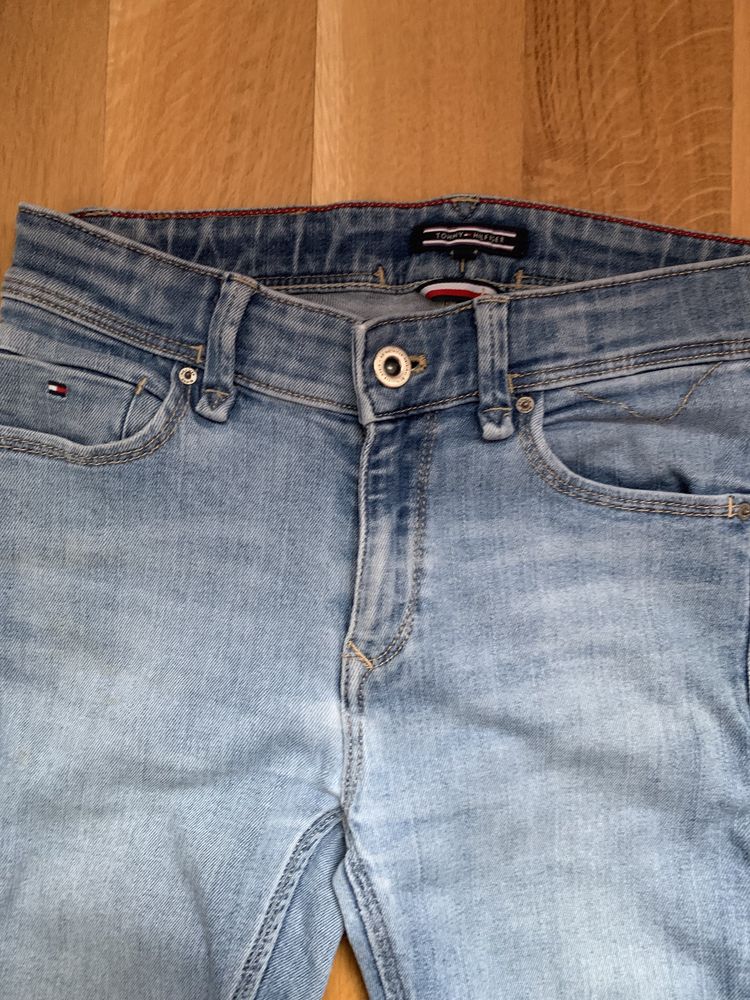 Blugi Tommy Hilfiger copii/originali/slim-140 cm