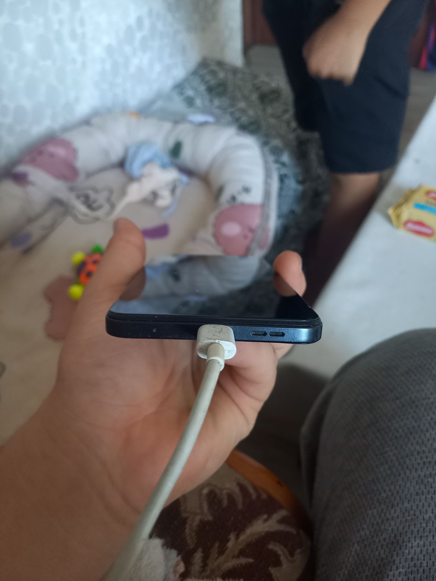 Redmi note 12 xolati yaxshi