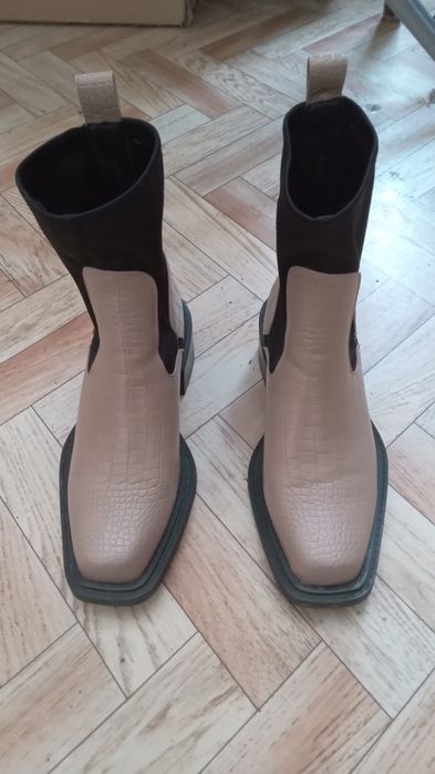 Продам полусапожки женские