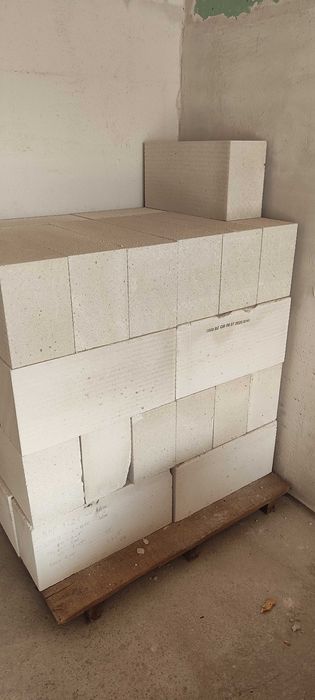 Продам газоблок 200х300х600 мм новый.