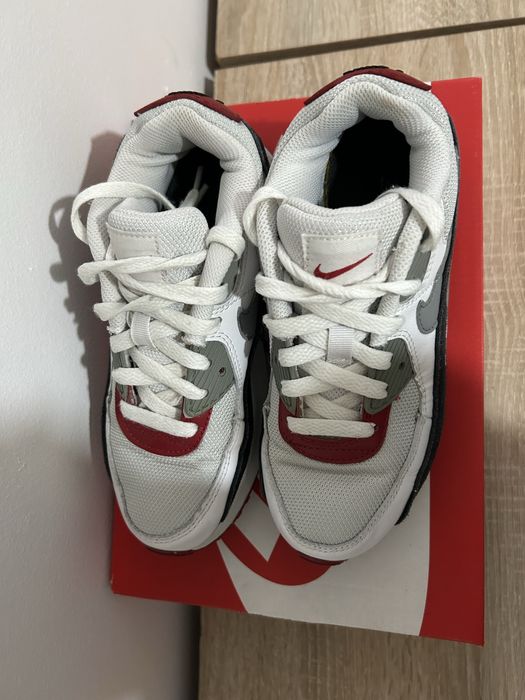 Când air max 90 mărimea 35 impecabili