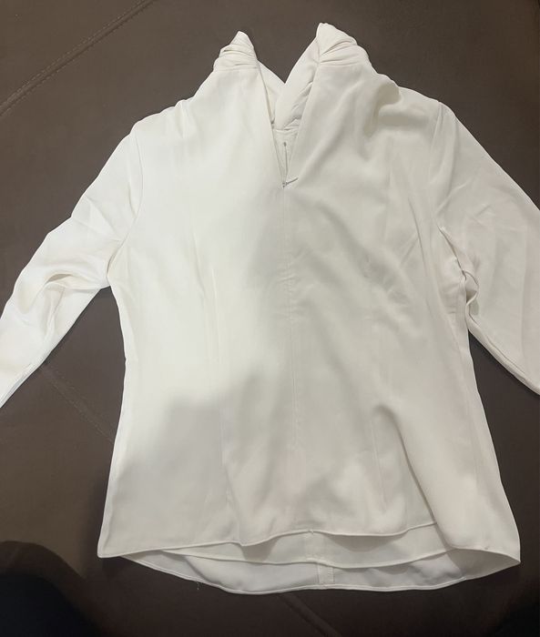 Бяла блуза/дълъг ръкав/