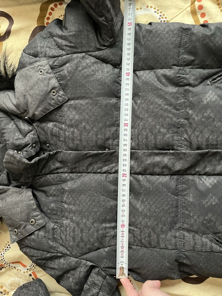Дамско яке Guess