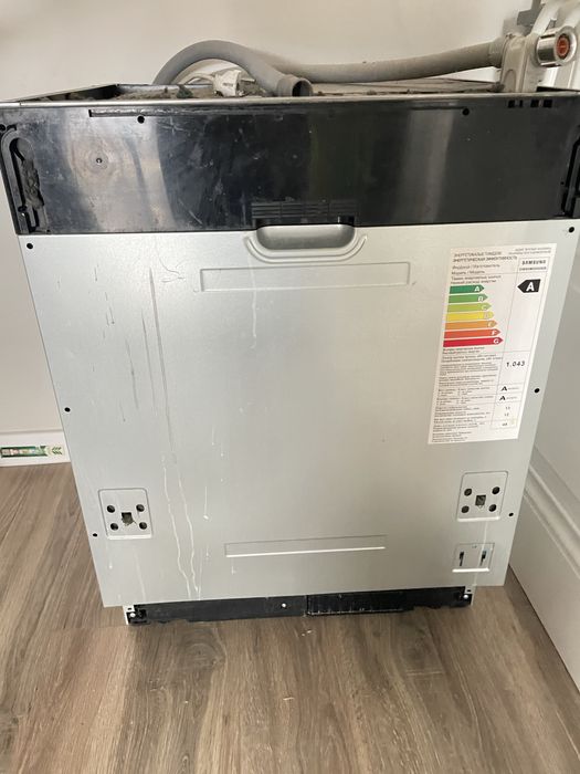 Продам посудомоечную машину новую