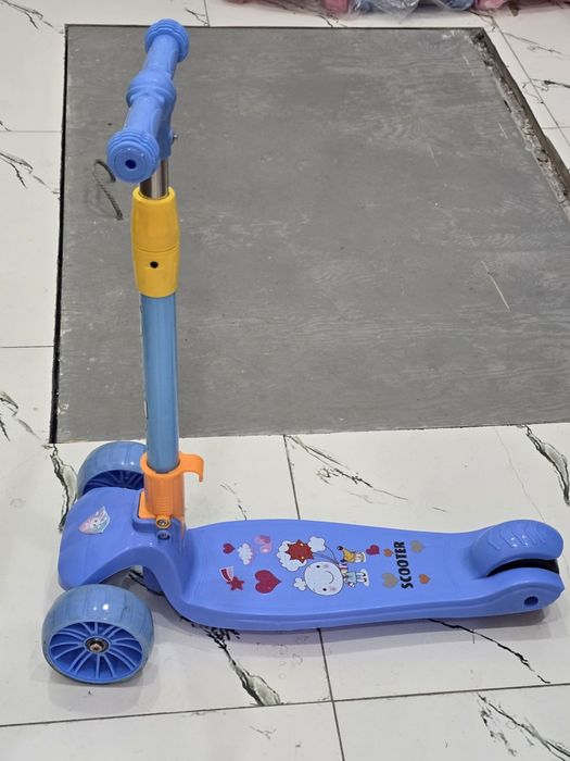 Детский самокат. Бесплатно доставка