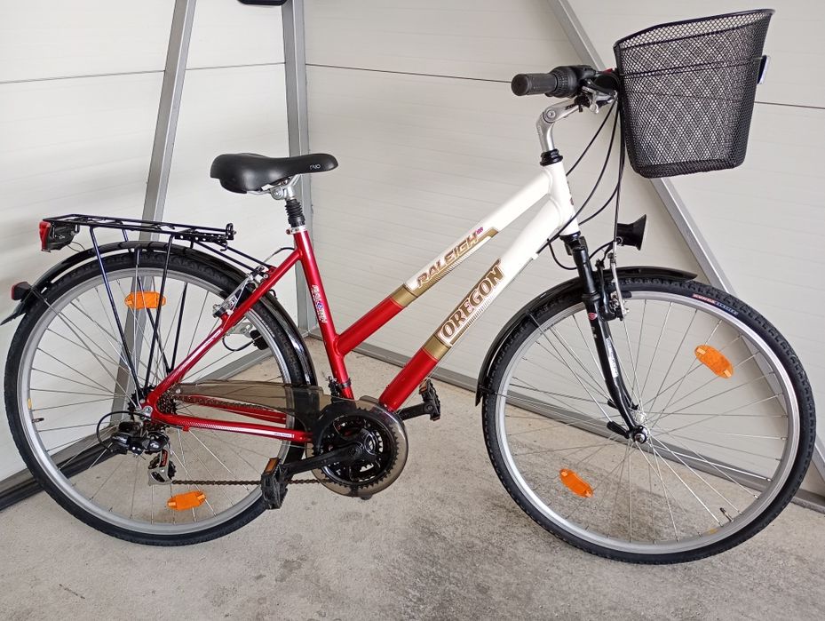 Vând bicicleta Raleigh,roti 28,cu 21 vit,stare f bună !