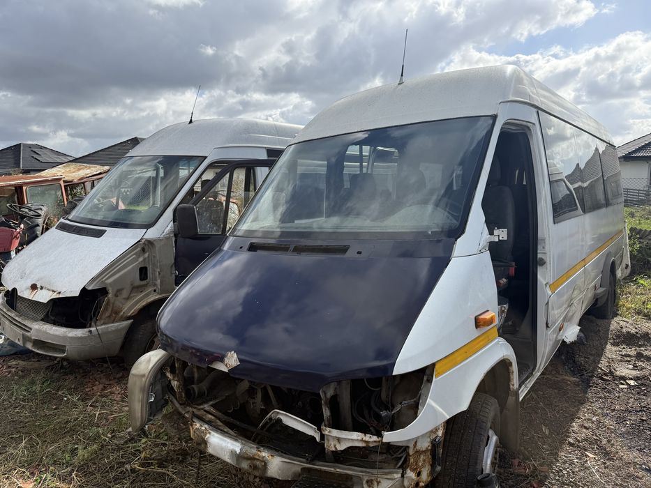 3x Mercedes Sprinter microbuz si basculabil