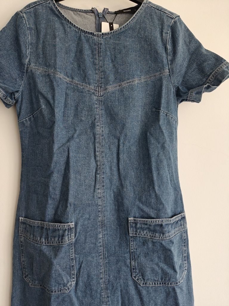 Blugi XS mom fit, blugi slim fit, rochiță de blugi