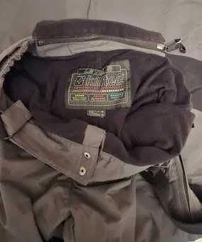 Pantaloni de schiat marca Kiltec