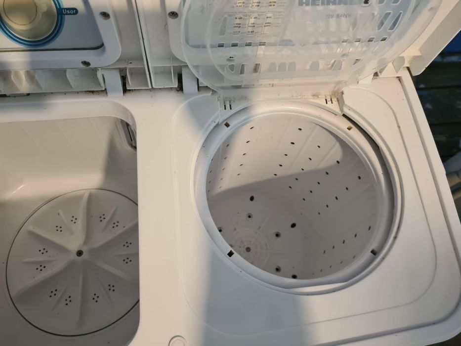 Masina de spalat semi automata,culoare alba incarcare verticala!