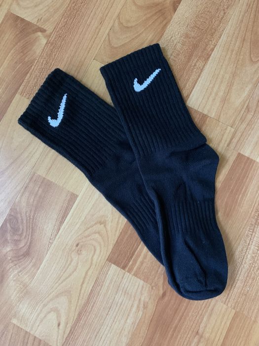Vând ciorapi Nike