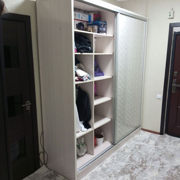 Продается шкаф 2х купейный