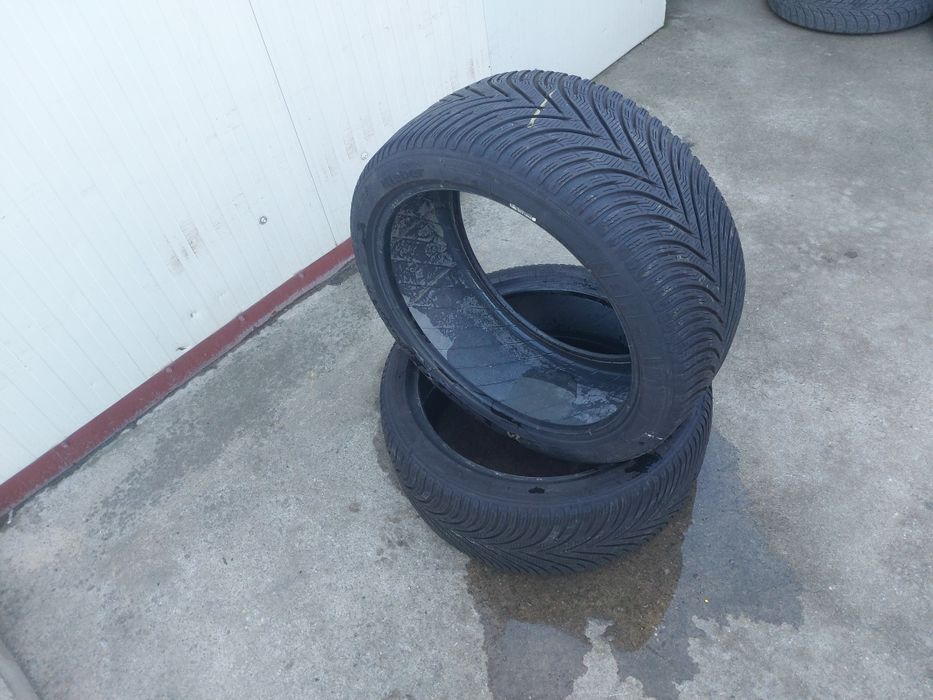 135 lei bucata! Doua anvelope M+S/IARNA 225 40 18 Kleber dot 2021