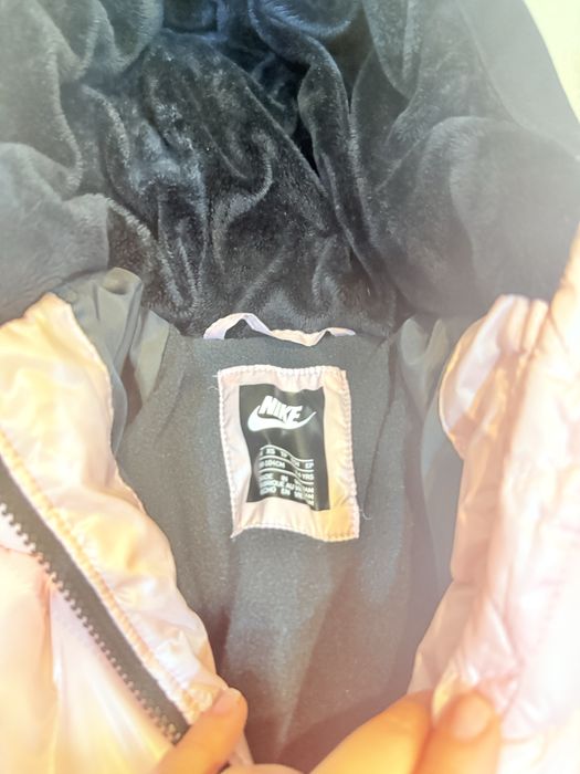 Яке за момиченце Nike