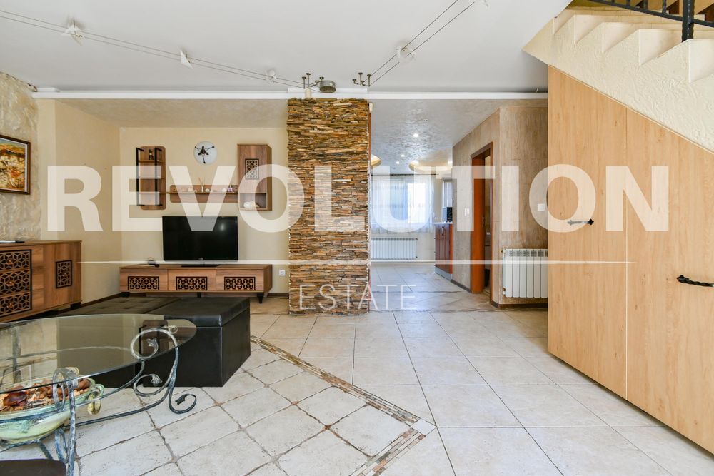 Дава се под наем Тристаен апартамент в София, Манастирски ливади - 160 кв.м за 800 € - Снимка #3