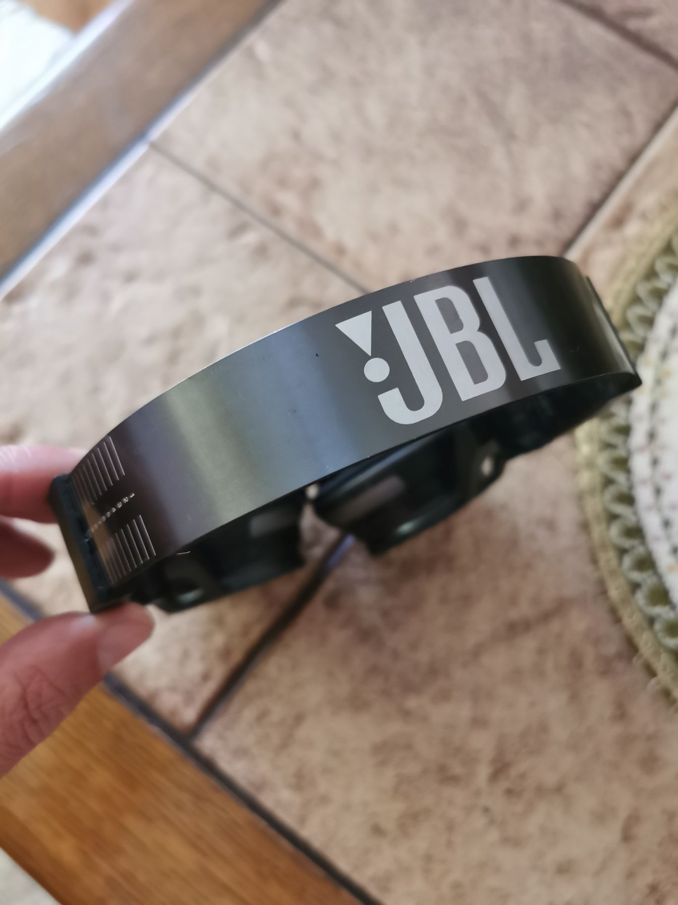 JBL Soundfly și Airplay, JBL Synchros S400 BT