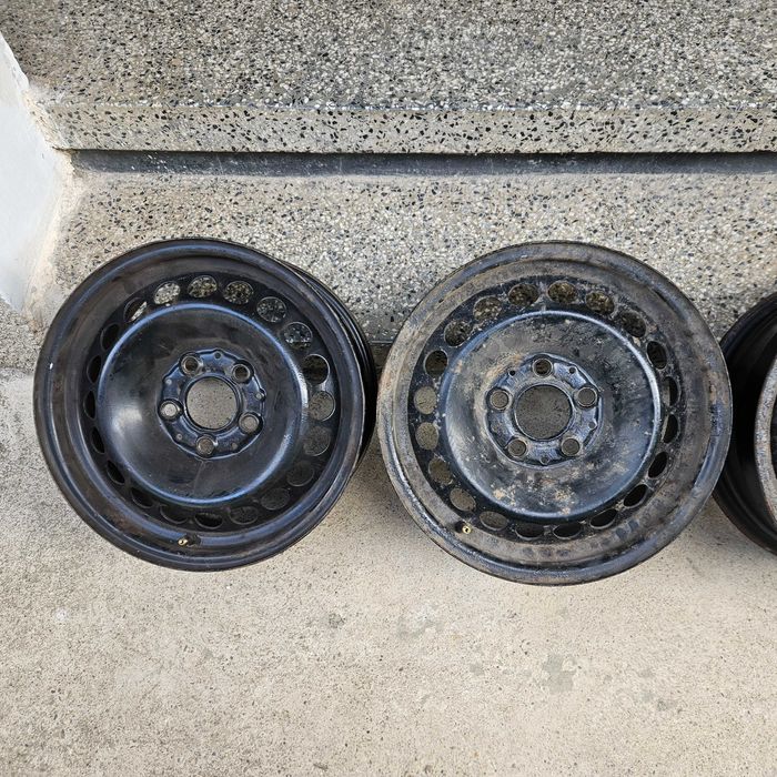 Железни джанти, 20 броя болтове към тях и тасове w203 Mercedes