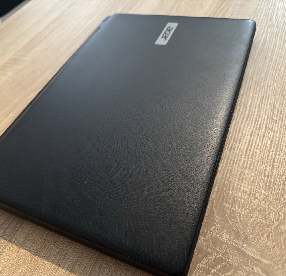 Лаптоп Acer Extensa