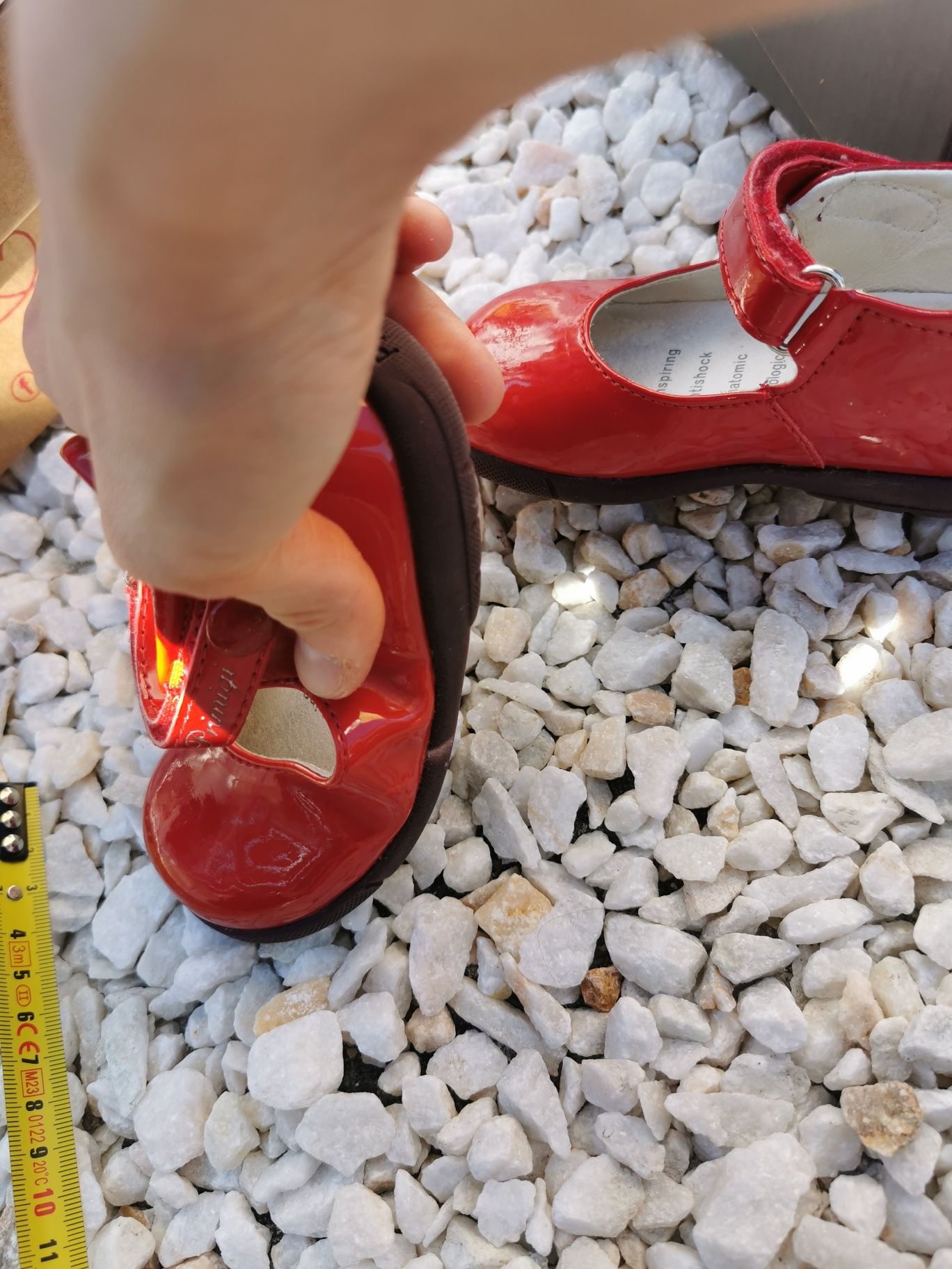 Pantofi de lac, roșii, SUPERBI, marca PRIMIGI, măsura 22, 14 cm