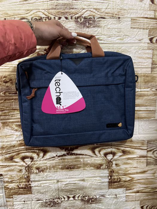 Чанти и калъфи за лаптопи в различни размери