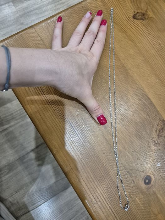 Колие с лилав кристал