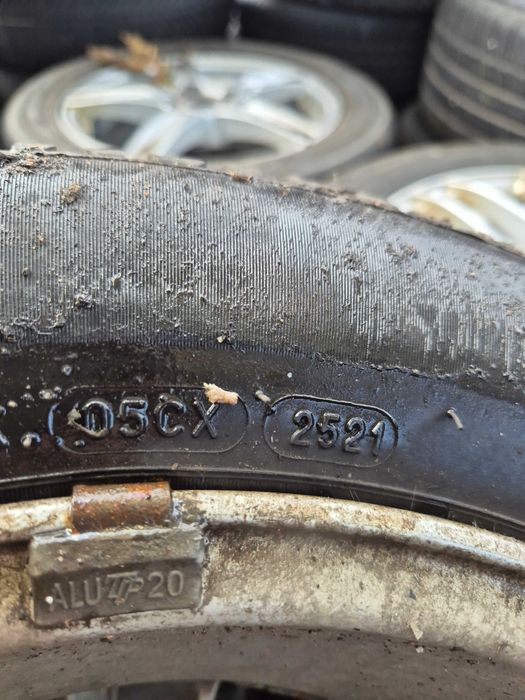 Roti Jante Anvelope IARNA 4x100 185/65/15 OPEL CORSA Aproape NOI