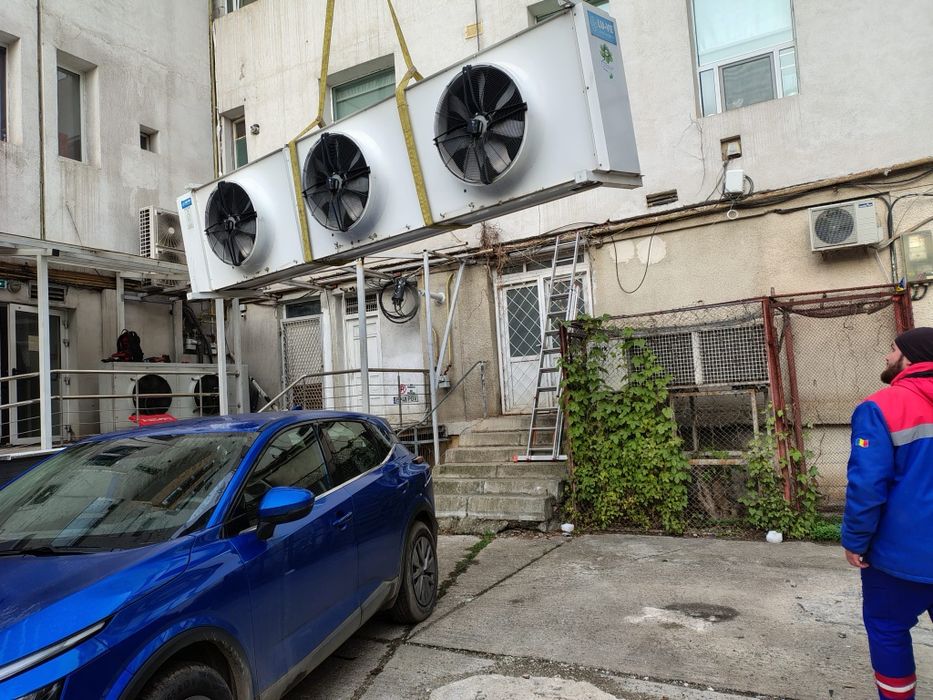 Vând 3 motoare cu ventilator pentru chiller