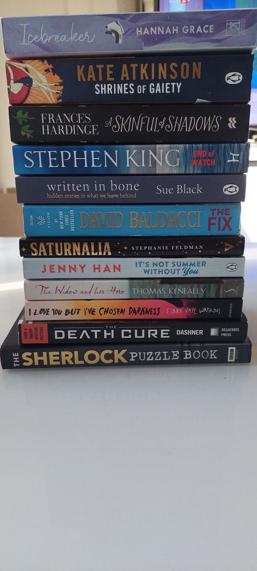Книги на английски език