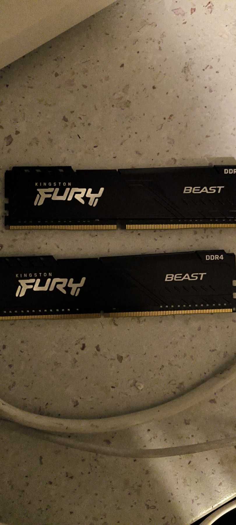 Чисто нова рам памет 2бр. Kingston Fury Beast DDR4 3200MHz 16GB