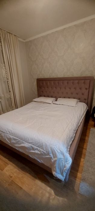 Спальный кровать