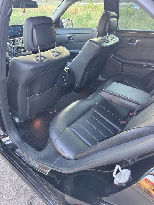 Mercedes E Class E220 CDI 170cp W212  Avantgarde