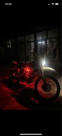 Мотоцикл эндуро 06
