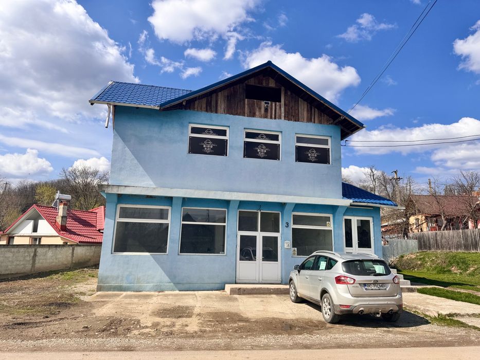 Vila De Vânzare - Comercială Racova - Gura Vaii / 0 Comision
