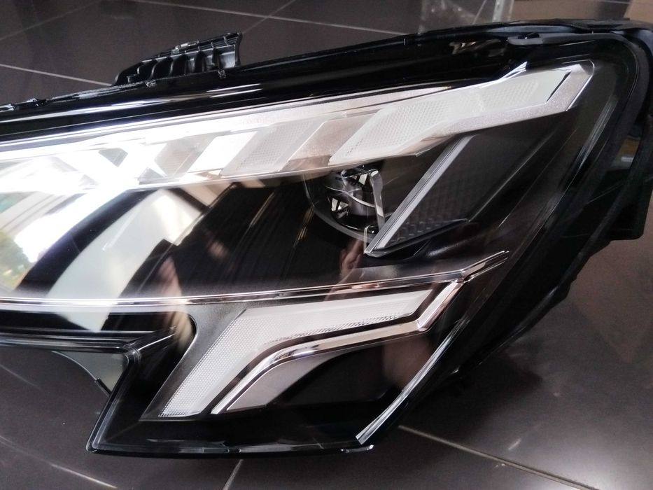 НОВ Ляв Фар Комплект Full LED Audi A3 S3 8Y 2020- 8Y0941033 Ауди
