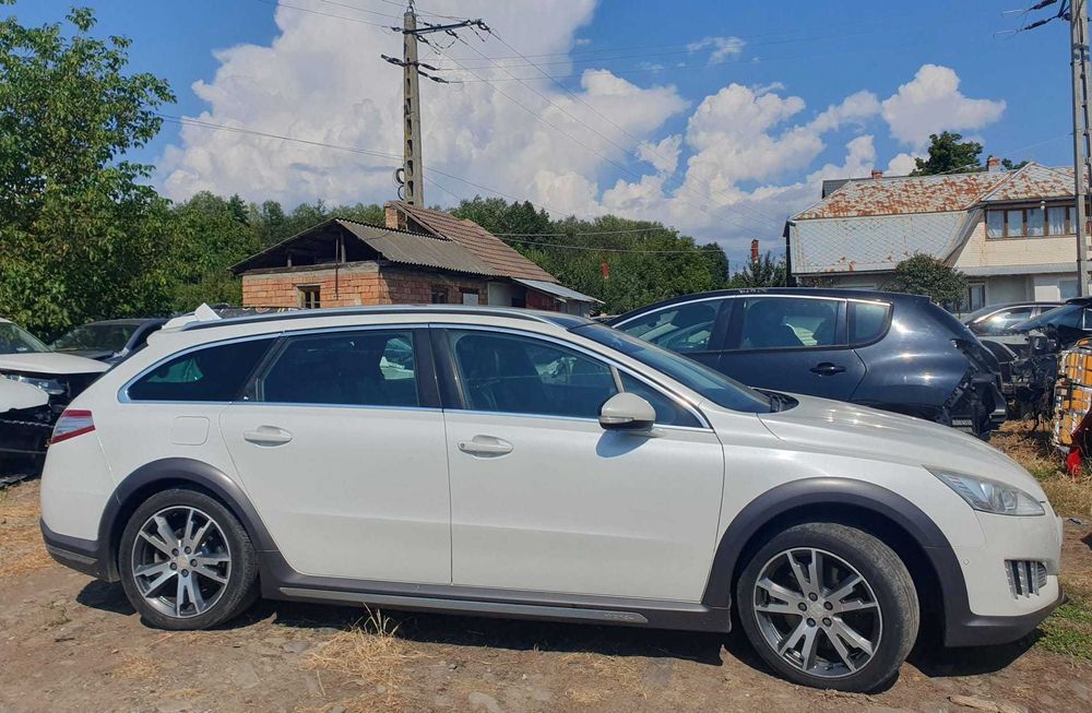 Dezmembrez Peugeot 508 RXH 2.0Hybrid Auto 2012