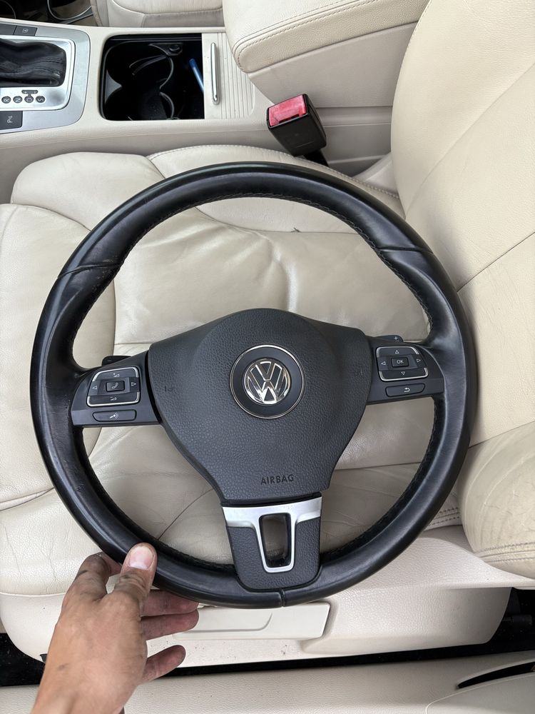 Мулти Волан 12 бутонен от Passat B6/B7