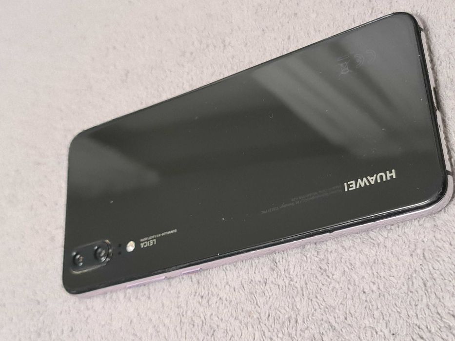 Telefon Huawei P20 - 128 gb