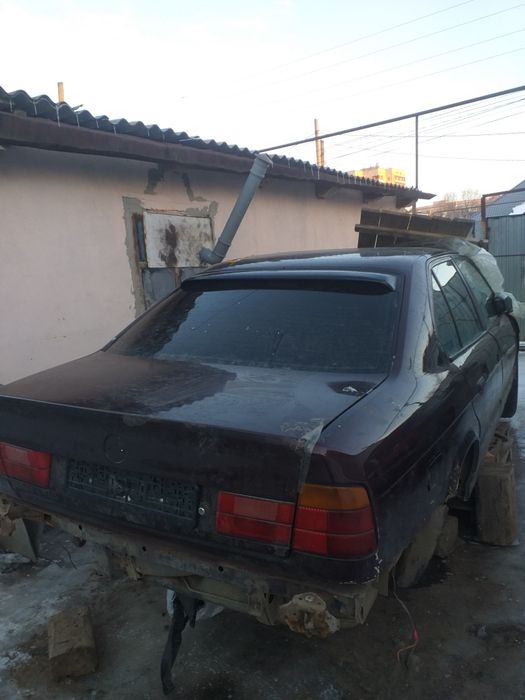 Разбираю БМВ е34