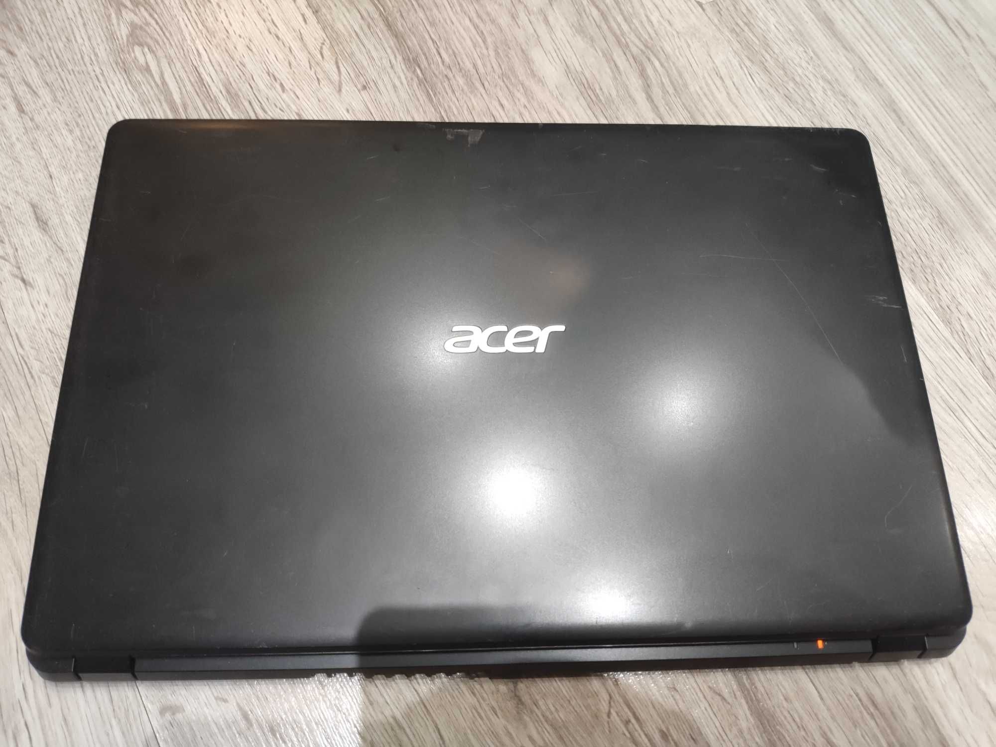 15,6 инчов лаптоп Acer Core i5 1035G1 / 8GB RAM/240 GB SSD