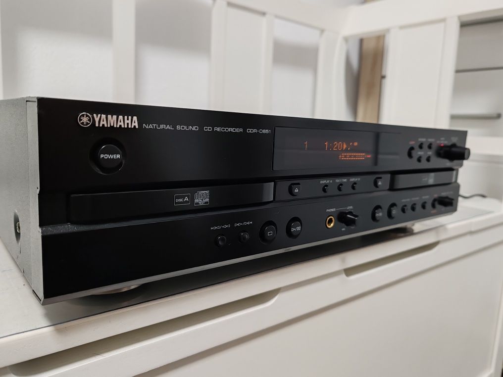 CD-RW Yamaha dublu CDR D651, Germania