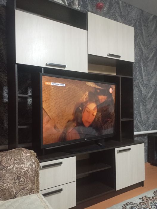 Срочно продам стенку