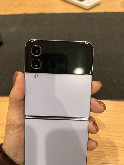 Samsung Z Flip 4