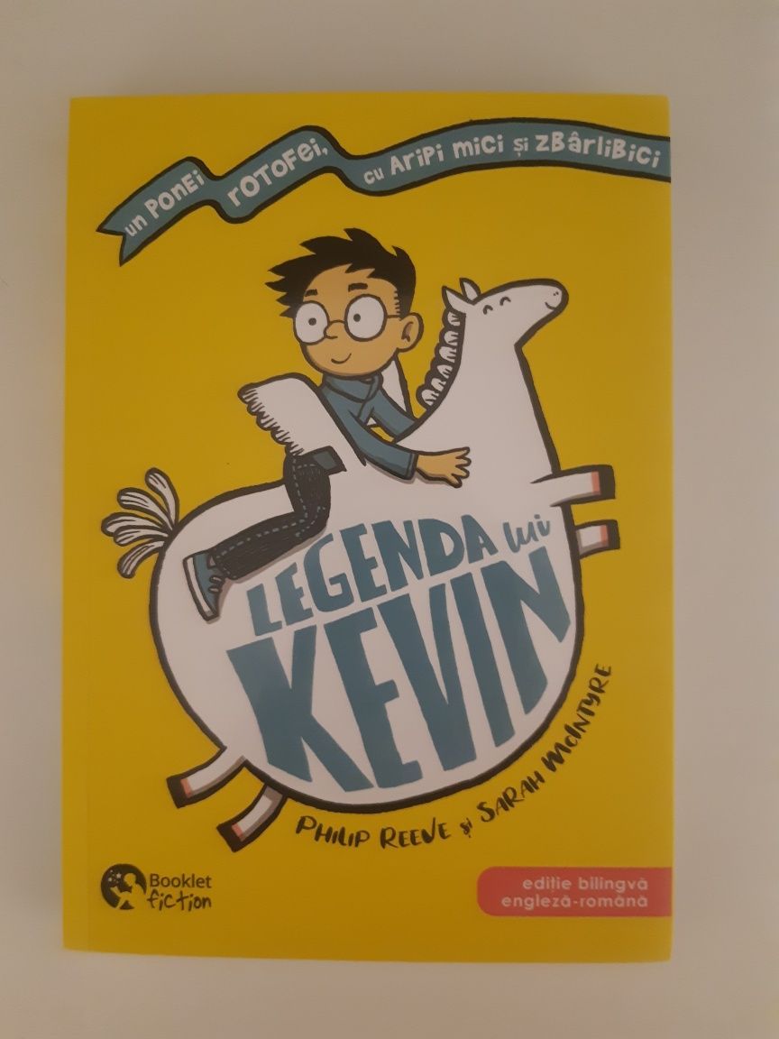 Carte ,,Legenda lui Kevin" ediție bilingvă