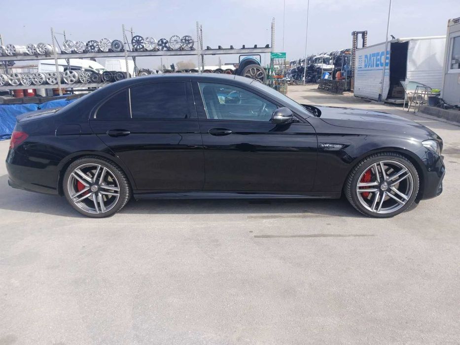 Mercedes-Benz E 63 AMG S 4Matic+