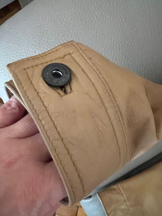 Geaca   de  piele  purtata maxim 3 ori , editie limitata !!
