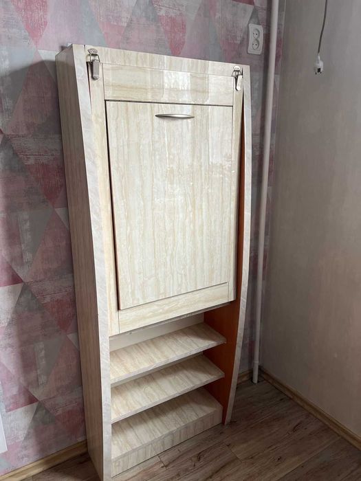 Продается секретер - письменный стол