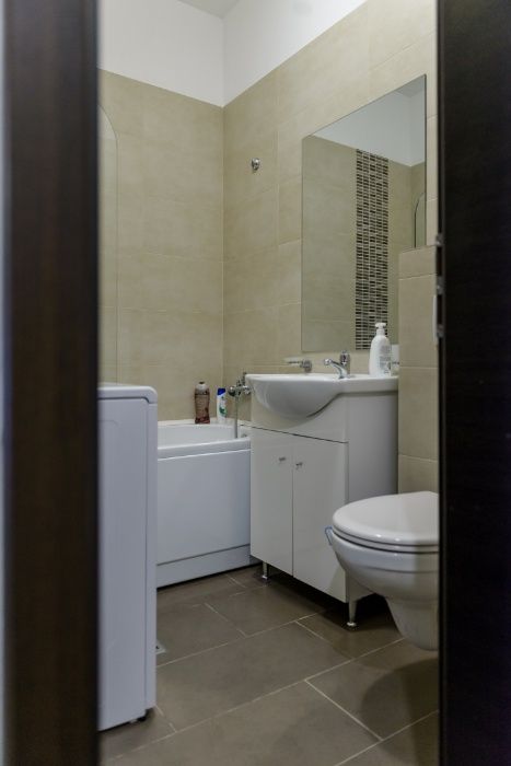 IS Cazare Regim Hotelier Ap 1-2-3 Cam Palas Mal-Centru-Newton Vouchere